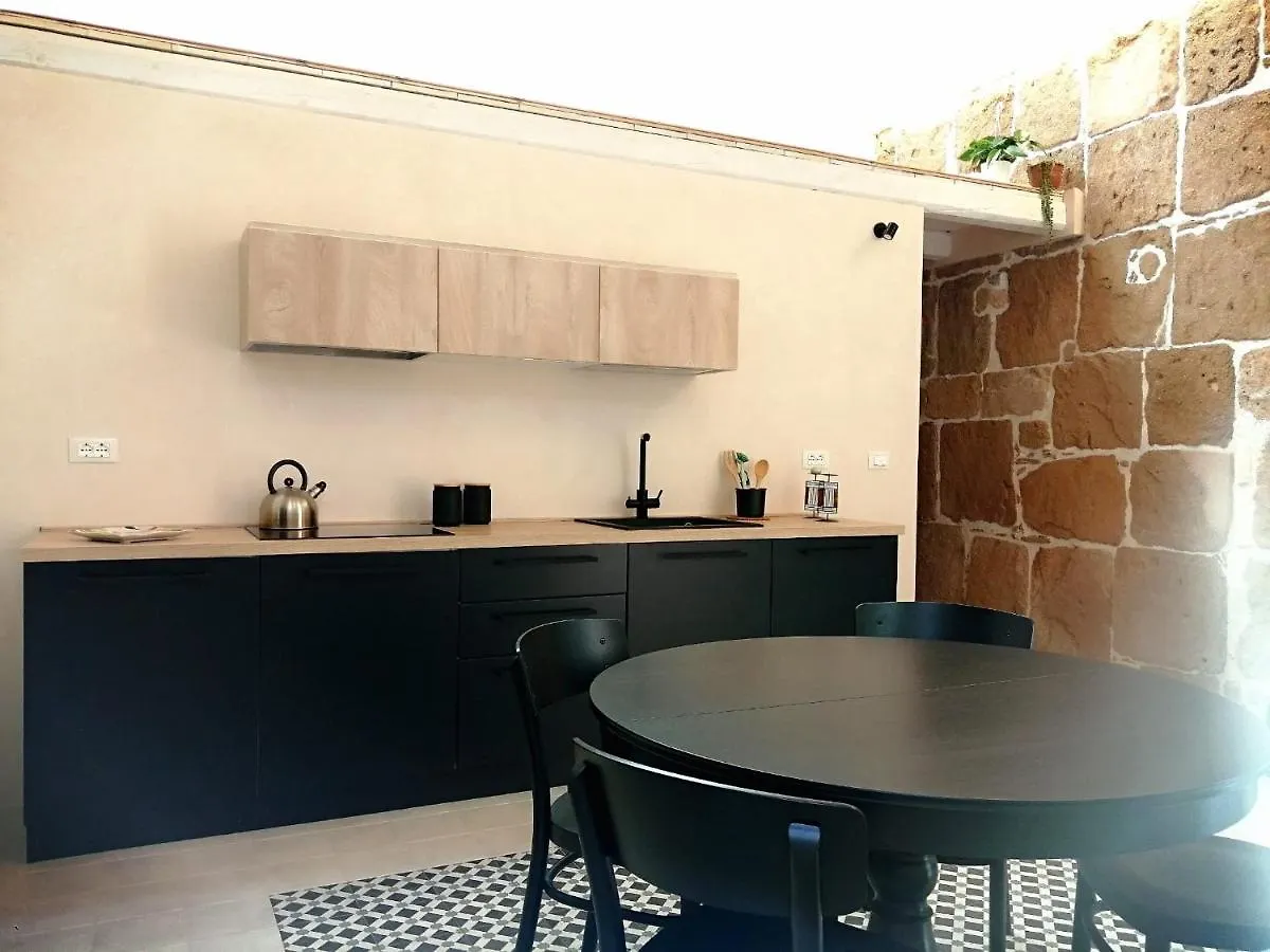 Holiday home Casa Lorenzo Avola Italy