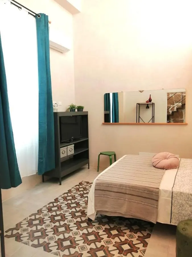Holiday home Casa Lorenzo Avola